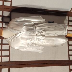Apt. 9 Satin Bride Knee-length Robe Sz M NWT